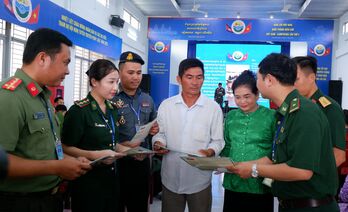 Sĩ quan trẻ Việt Nam – Campuchia: Thắt chặt tình đoàn kết