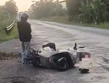 Sụp 'ổ gà' trên Quốc lộ 62, người đàn ông bị xe container cán tử vong