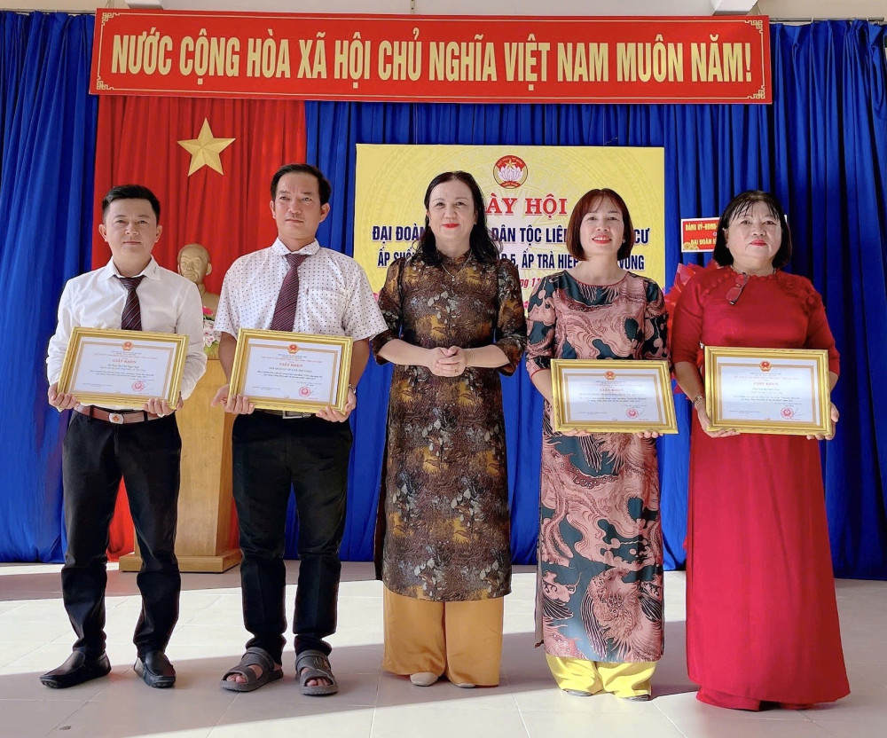 Xã Trà Vong tổ chức Ngày hội Đại đoàn kết toàn dân tộc năm 2025