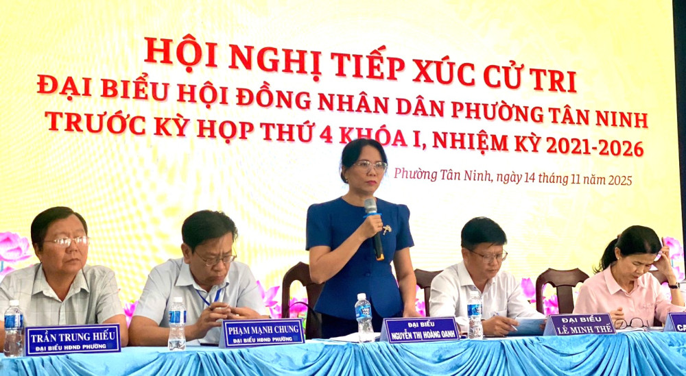 Cử tri phường Tân Ninh kiến nghị nhiều vấn đề về trật tự đô thị, hạ tầng giao thông