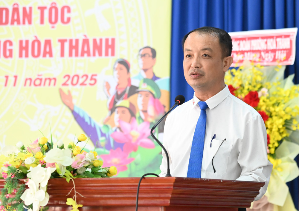 Phó Bí thư Đảng uỷ, Chủ tịch UBND phường Nguyễn Đức Hảo phát biểu chỉ đạo Ngày hội