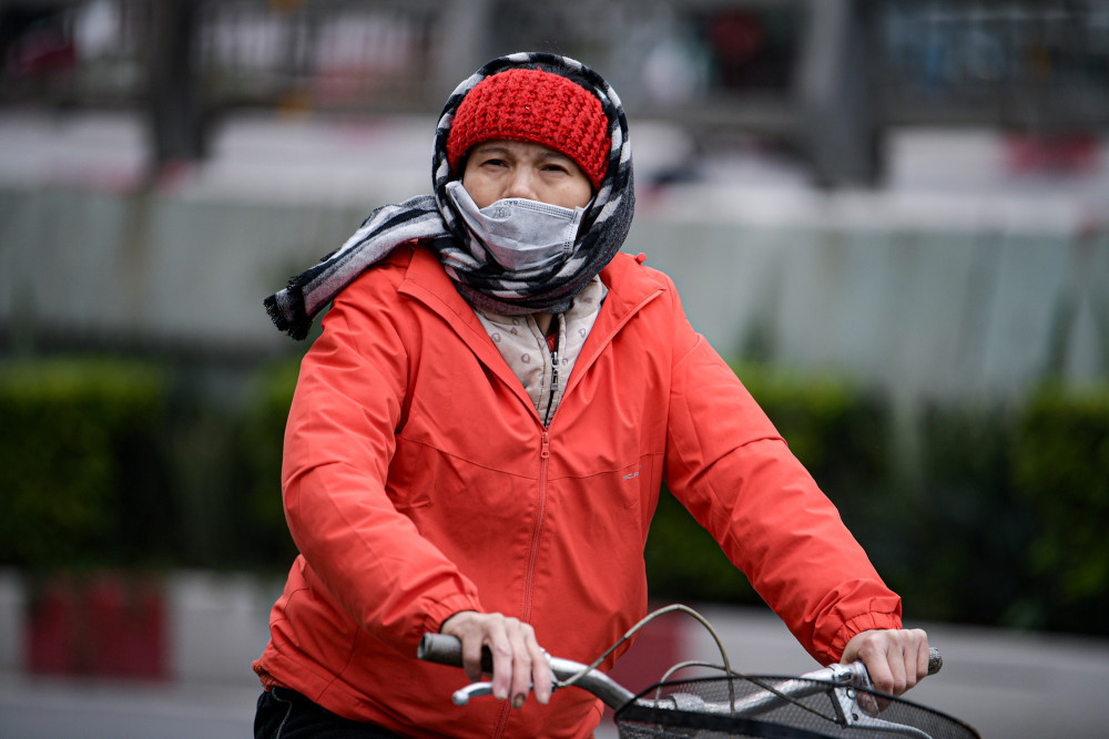 Thời tiết hôm nay 14/11: Nhiệt độ miền Bắc giảm sâu do không khí lạnh, miền Trung mưa to dài ngày