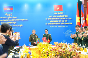 The 2nd Vietnam-Cambodia Border Defense Friendship Exchange: A Great Festival of Friendship