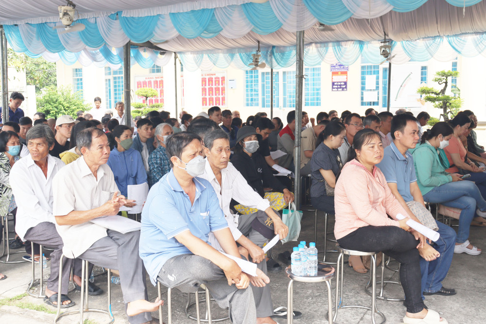 Công bố Quyết định phê duyệt phương án đối với dự án Giải phóng mặt bằng và đầu tư xây dựng Khu tái định cư Đường tỉnh 827E