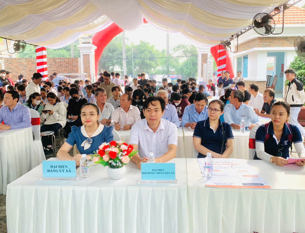 Xã Phước Lý tổ chức phiên giao dịch việc làm