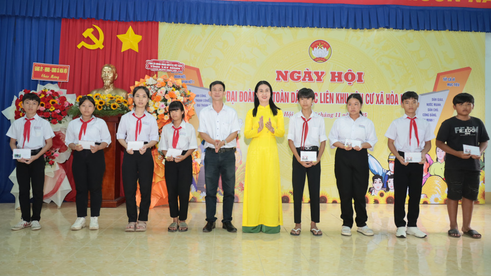 Xã Hòa Hội tổ chức Ngày hội Đại đoàn kết toàn dân tộc liên khu dân cư năm 2025