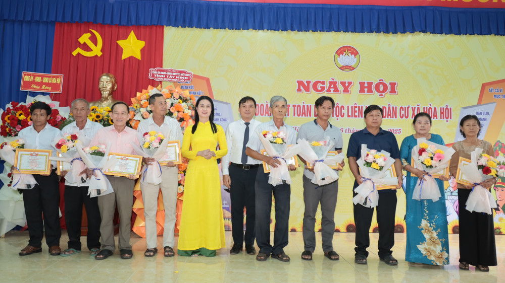 Xã Hòa Hội tổ chức Ngày hội Đại đoàn kết toàn dân tộc liên khu dân cư năm 2025