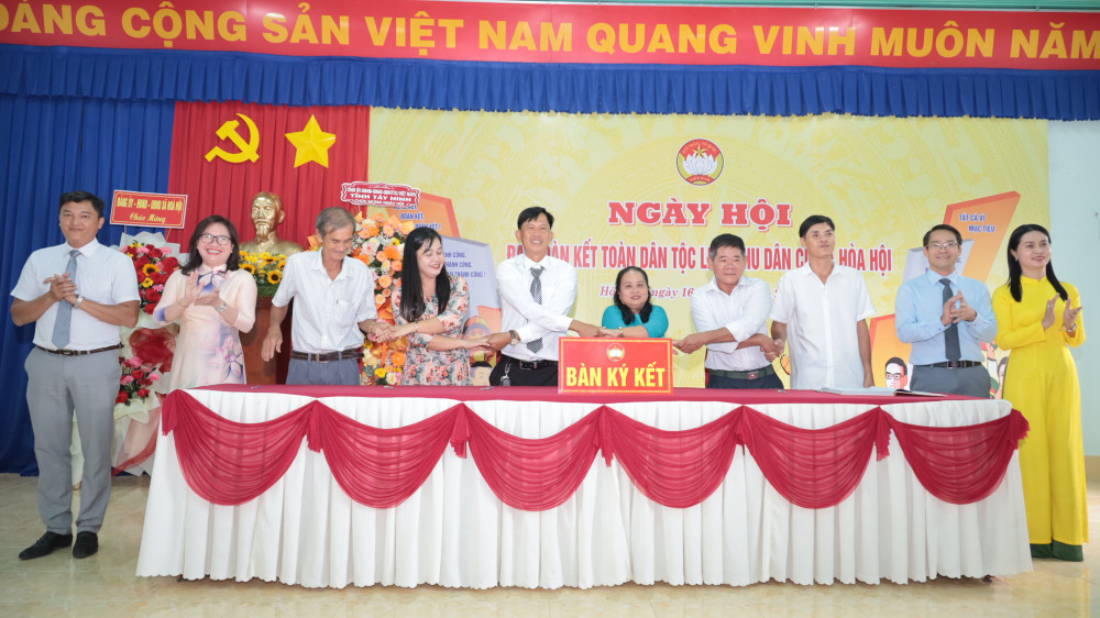 Xã Hòa Hội tổ chức Ngày hội Đại đoàn kết toàn dân tộc liên khu dân cư năm 2025