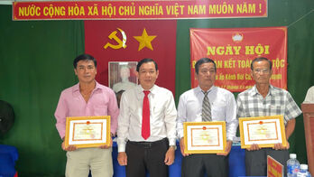 Xã Hậu Thạnh: Sôi nổi Ngày hội đại đoàn kết toàn dân tộc tại ấp Kênh Bùi Cũ