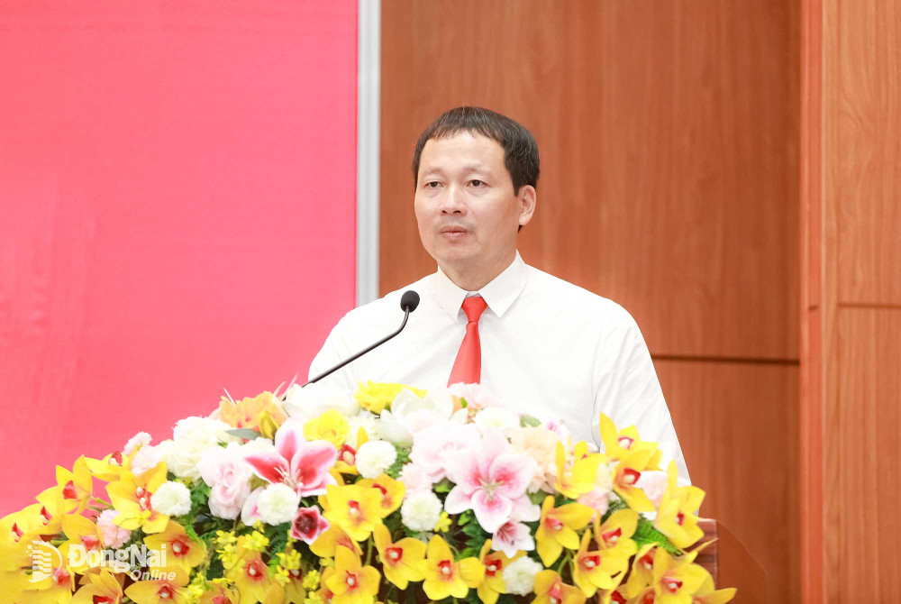 Đồng chí Nguyễn Văn Út, Phó Bí thư Tỉnh ủy Đồng Nai được bầu giữ chức Chủ tịch UBND tỉnh