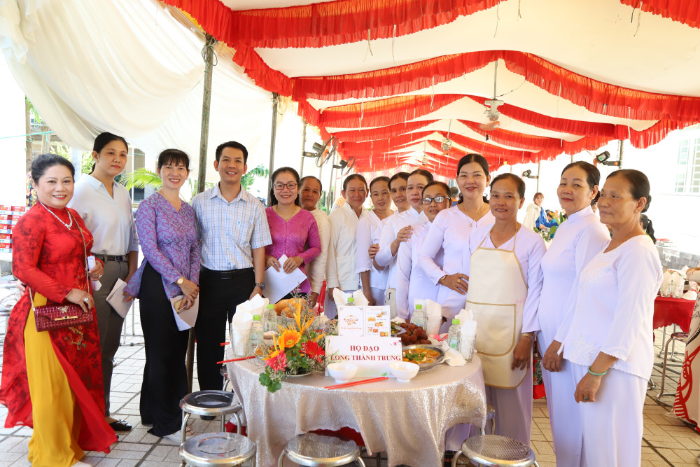 Consolidating and promoting the strength of national solidarity