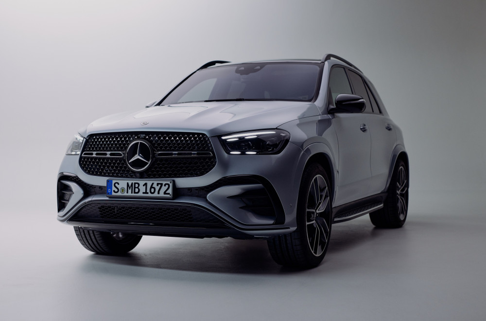 Mercedes-Benz bán xe PHEV đầu tiên tại Việt Nam, giá hơn 4,6 tỉ đồng