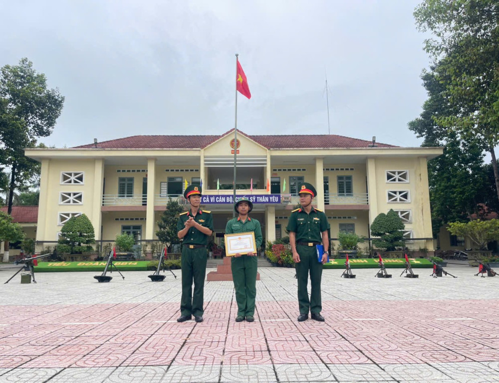 Hành động đẹp của người lính Cụ Hồ