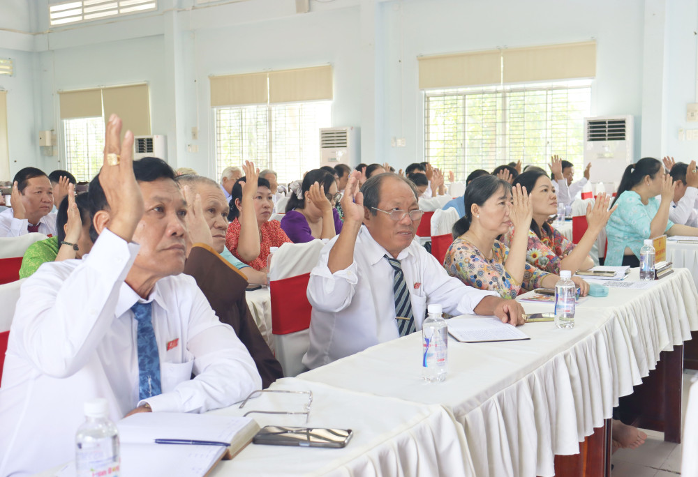 Kỳ họp thứ 3 HĐND xã Mỹ Lộc: Thông qua 8 nghị quyết