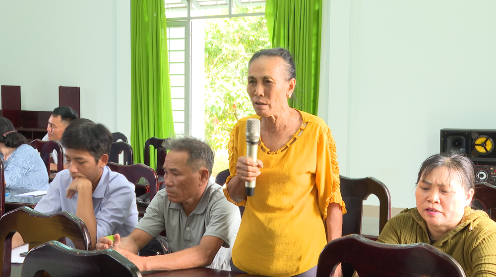 Đại biểu HĐND tỉnh tiếp xúc cử tri các xã Châu Thành, Hảo Đước Cử tri xã Hảo Đước phát biểu ý kiến tại buổi tiếp xúc cử tri.