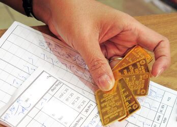 Giá vàng hôm nay 19/11: Tăng vọt trở lại