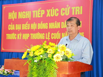 Trưởng Ban Tổ chức Tỉnh ủy Võ Đức Trong tiếp xúc cử tri xã Thạnh Bình