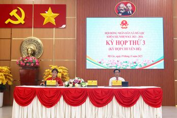 Kỳ họp thứ 3 HĐND xã Mỹ Lộc: Thông qua 8 nghị quyết