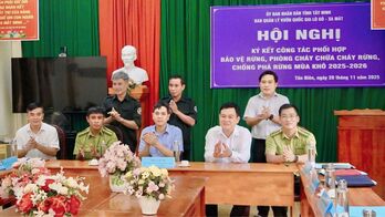 Ký kết phối hợp công tác bảo vệ rừng, phòng cháy chữa cháy rừng mùa khô 2025–2026