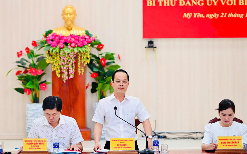 Xã Mỹ Yên: Bí thư Đảng ủy đối thoại với Bí thư Chi bộ các ấp