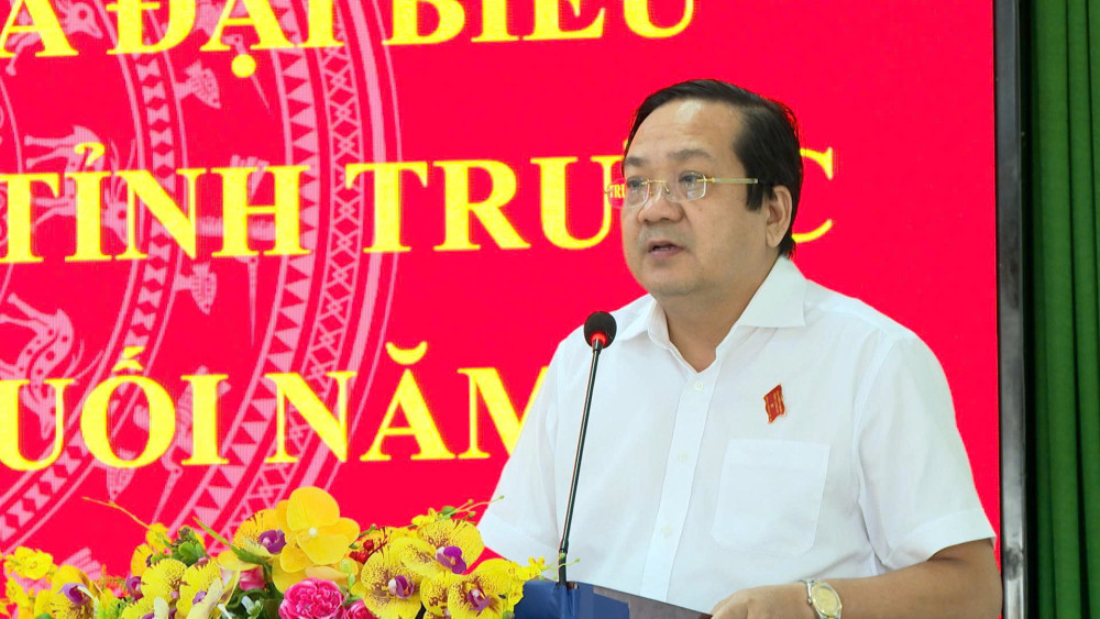 Cử tri xã Tuyên Thạnh kiến nghị đầu tư, nâng cấp đường giao thông