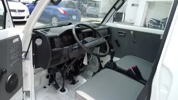 Xe tải thiết kế 1 hàng ghế, chở trẻ em dưới 10 tuổi có bị phạt?