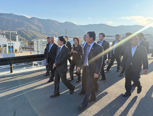 Tay Ninh learns about Hydrogen production model in Japan