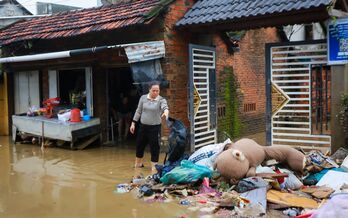 Thời tiết hôm nay 24/11: Không khí lạnh về Bắc Bộ, miền Trung còn mưa