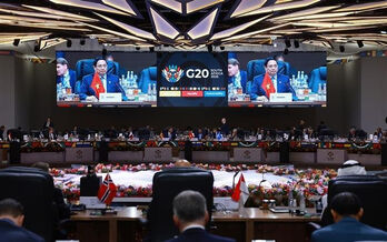 Vietnamese PM proposes three strategic priorities for fair and just future at G20 Summit
