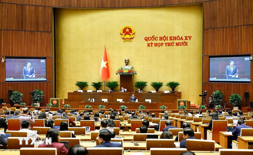 Hôm nay, Quốc hội thảo luận về dự án Luật Tiết kiệm, chống lãng phí