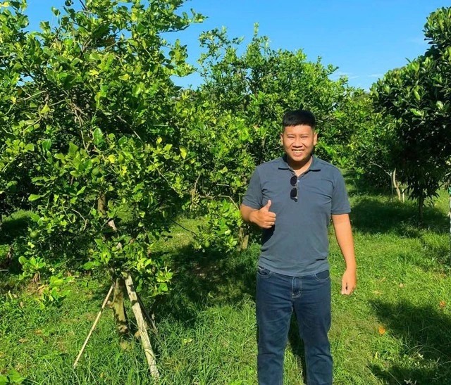 Khởi nghiệp với lá chúc, chàng trai miền Tây thu nhập hơn 20 triệu đồng/tháng