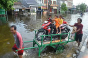 Severe floods hit Indonesia, Thailand and Malaysia