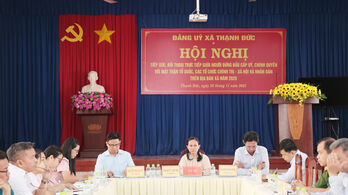 Người đứng đầu cấp ủy, chính quyền xã Thạnh Đức đối thoại với Nhân dân năm 2025