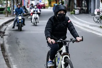 Thời tiết hôm nay 28/11: Bão số 15 lắt léo khó lường