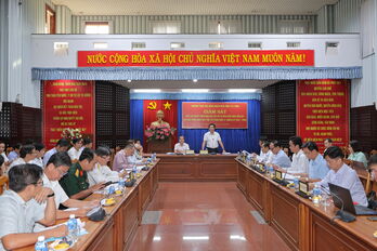 Thường trực HĐND tỉnh giám sát việc giải quyết kiến nghị của cử tri