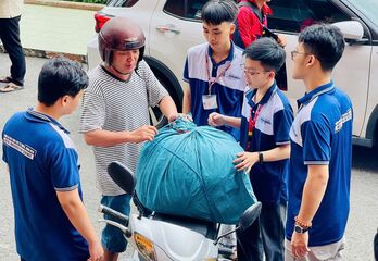 Những trái tim vì cộng đồng