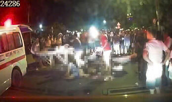 2 người tử vong sau va chạm giữa 2 xe mô tô