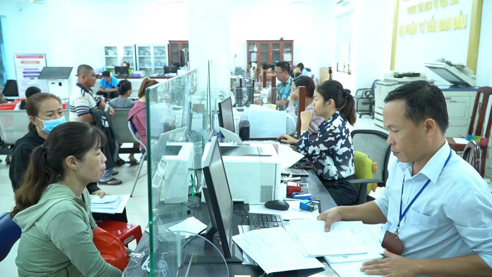 Luật Việc làm năm 2025: Tăng hỗ trợ, mở rộng quyền lợi bảo hiểm thất nghiệp