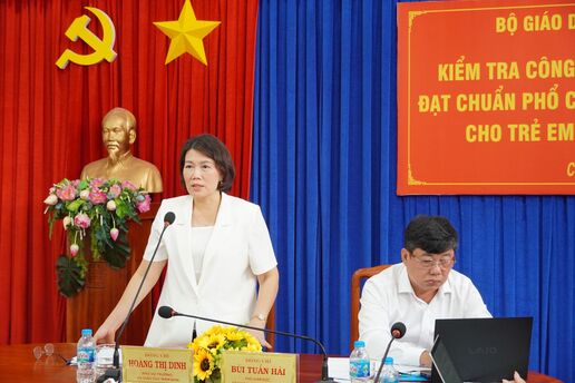 Bộ Giáo dục và Đào tạo kiểm tra công tác đạt chuẩn phổ cập giáo dục trên địa bàn xã Châu Thành