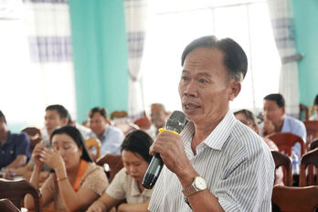 Cử tri xã Bình Hòa kiến nghị nhiều vấn đề về đầu tư hoàn thiện hạ tầng giao thông